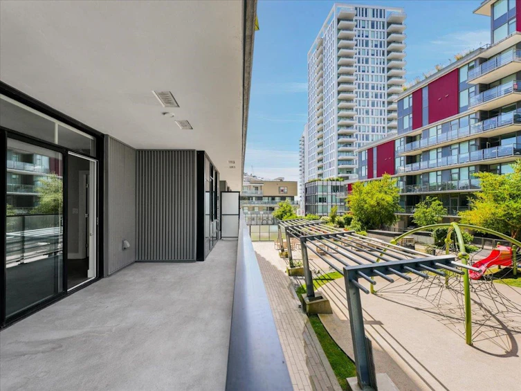 302-8533 River District Crossing, Vancouver, BC, V5S 0C8 - 24