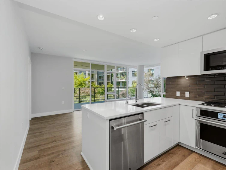 302-8533 River District Crossing, Vancouver, BC, V5S 0C8 - 7