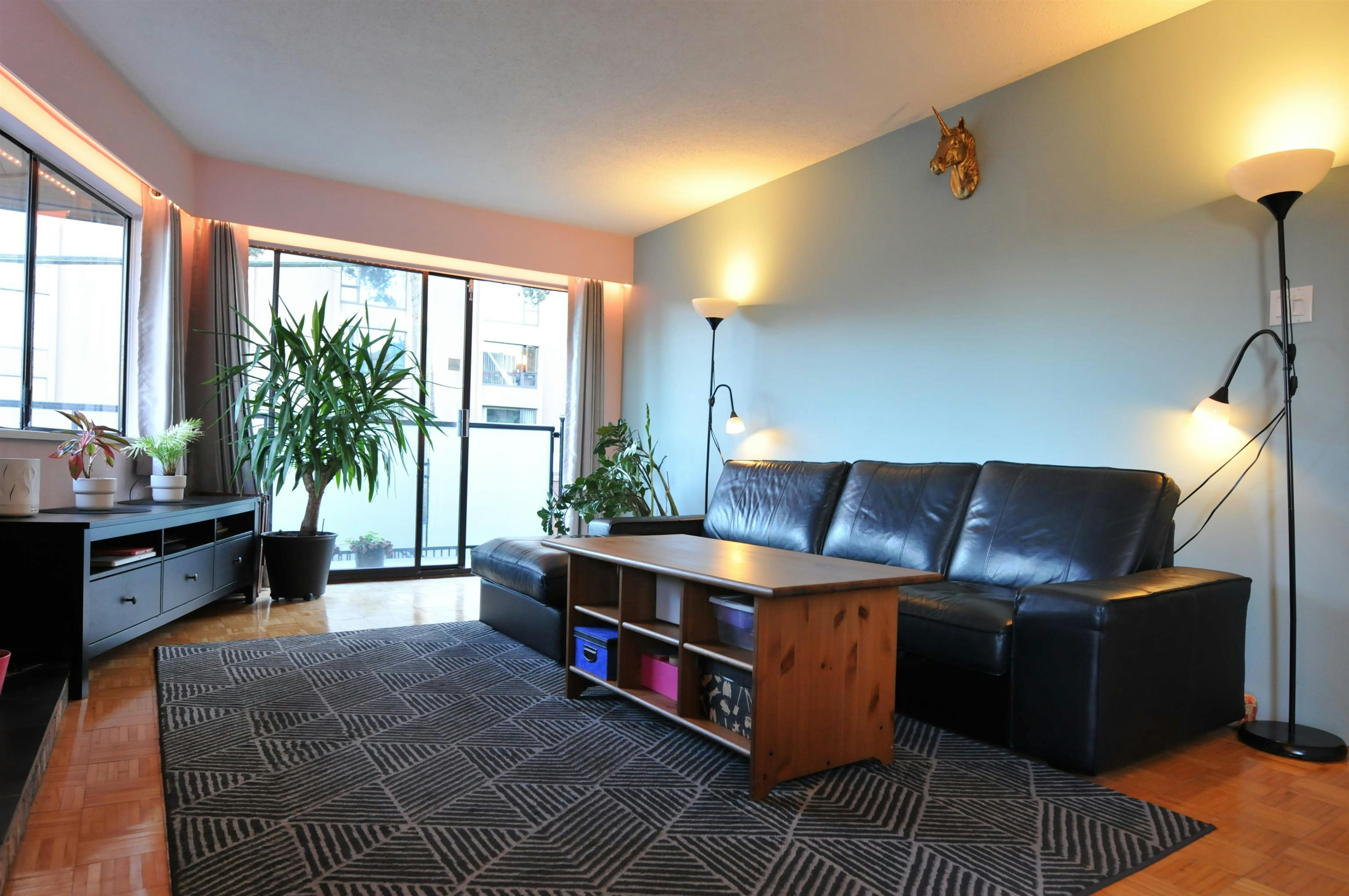 209-930 E 7th Avenue, Vancouver, BC, V5T 1P6