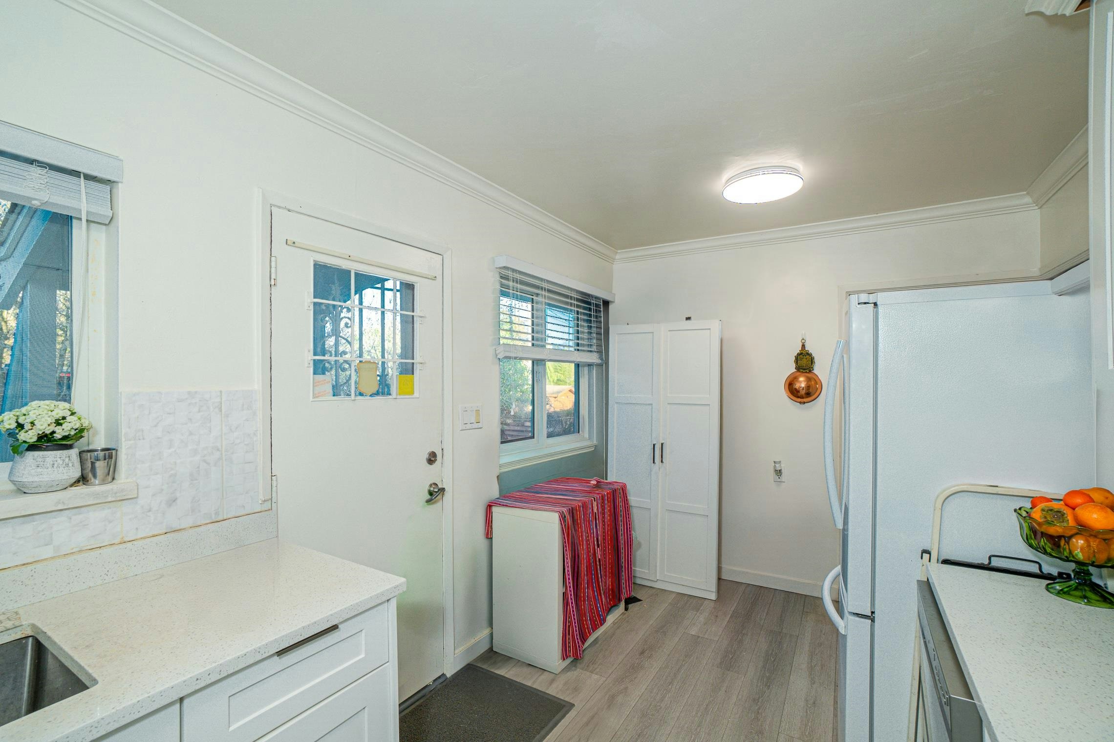 6407 Clinton Street, Burnaby, BC, V5E 1A3 - 10