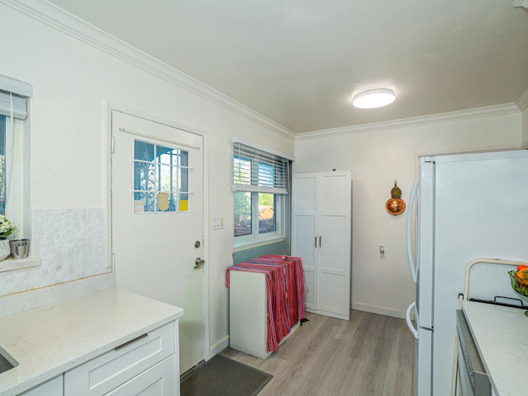 6407 Clinton Street, Burnaby, BC, V5E 1A3 - 10