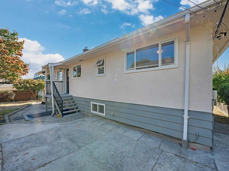 6407 Clinton Street, Burnaby, BC, V5E 1A3 - 28