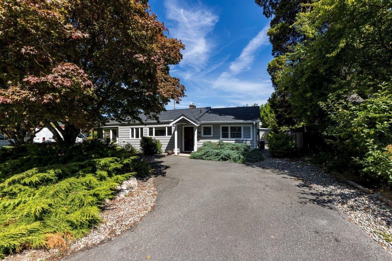 1140 Pinewood Crescent, North Vancouver, BC, V7P 1E8