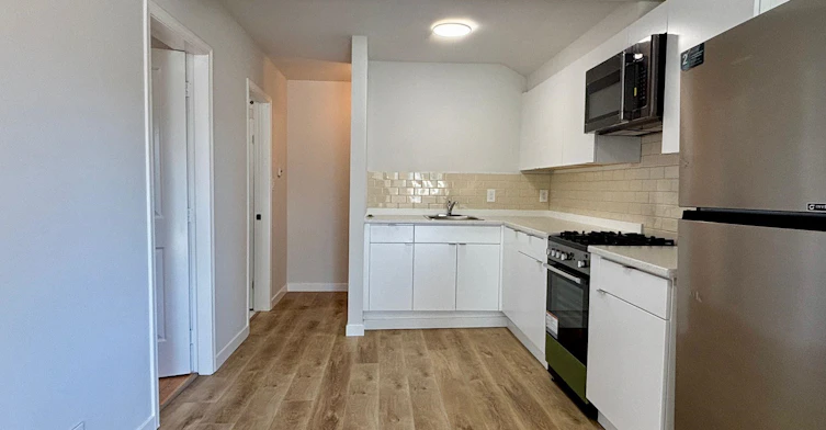 Front-217 Lebleu Street, Coquitlam, BC, V3K 4L7 - 5