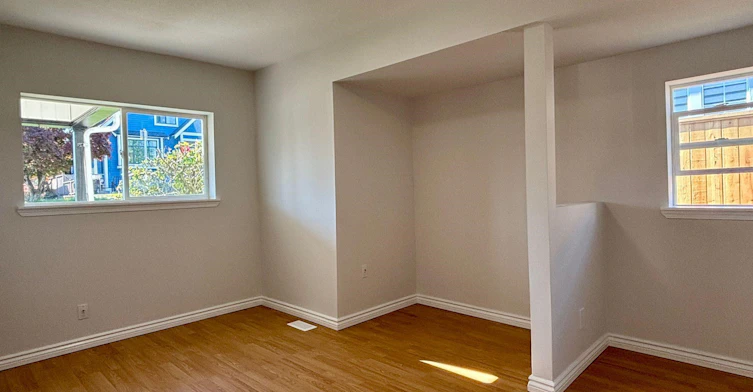 Front-217 Lebleu Street, Coquitlam, BC, V3K 4L7 - 8