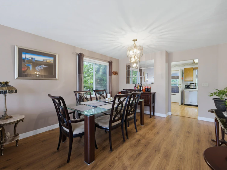 15299 93a Avenue, Surrey, BC, V3R 0E6 - 11