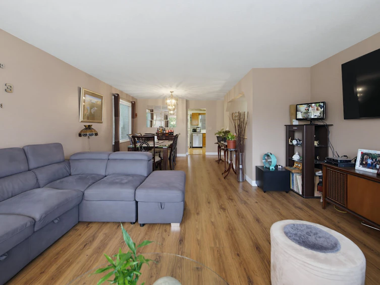 15299 93a Avenue, Surrey, BC, V3R 0E6 - 9