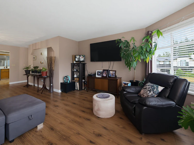 15299 93a Avenue, Surrey, BC, V3R 0E6 - 10
