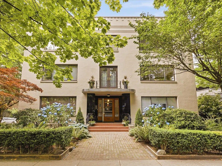 6-985 Jervis Street, Vancouver, BC, V6E 2B7