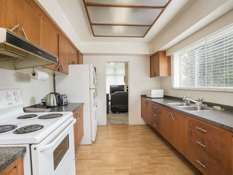 12393 Gray Street, Maple Ridge, BC, V2X 5V1 - 12