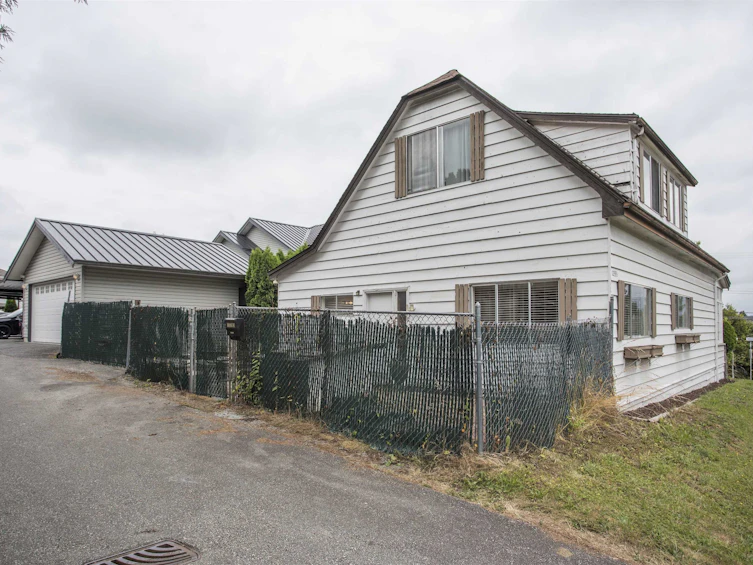 12393 Gray Street, Maple Ridge, BC, V2X 5V1 - 2
