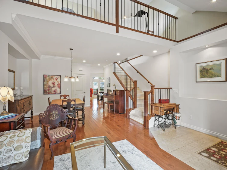 18045 70a Avenue, Surrey, BC, V3S 7C5 - 4