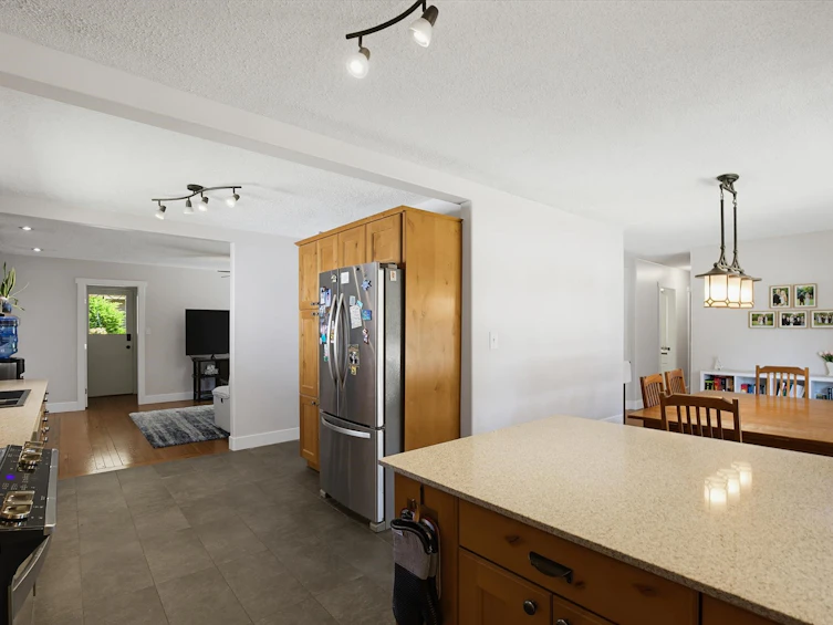 34348 Laburnum Avenue, Abbotsford, BC, V2S 4T9 - 12