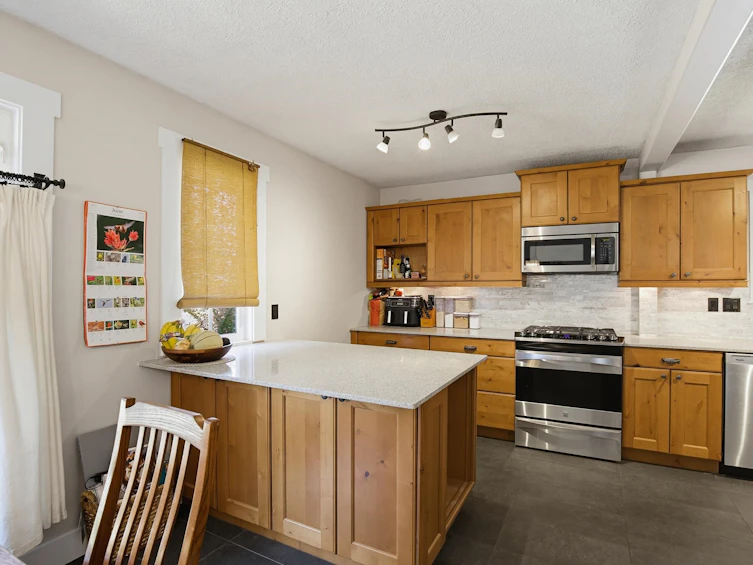 34348 Laburnum Avenue, Abbotsford, BC, V2S 4T9 - 10