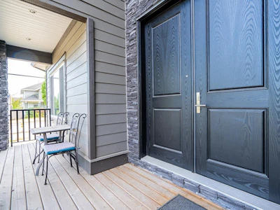 6801 206 Street - 2