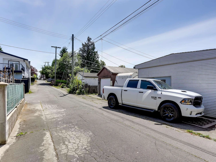 936 Nanaimo Street, Vancouver, BC, V5L 4S9 - 11