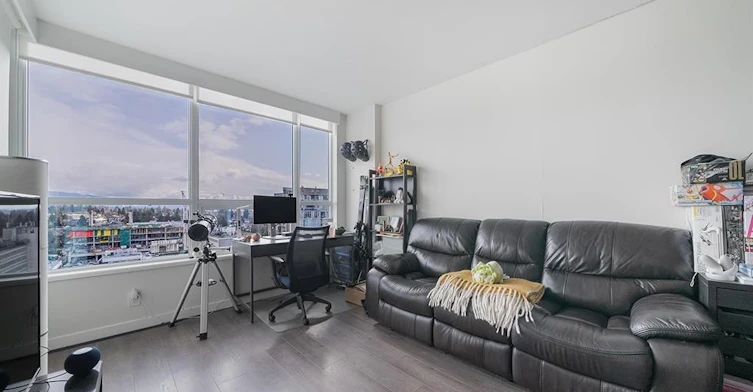 125 14th East Street, North Vancouver, BC, V7L 0E6 - 2