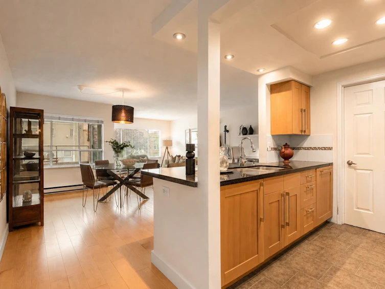 101-2412 Alder Street, Vancouver, BC, V6H 3Z4 - 9