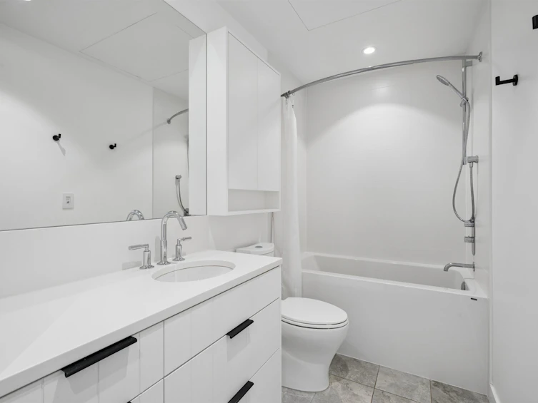 211-90 King Edward Avenue, Vancouver, BC, V5Y 0N6 - 6