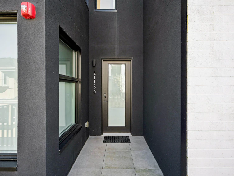 211-90 King Edward Avenue, Vancouver, BC, V5Y 0N6 - 11