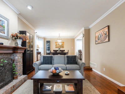 10779 Fraserglen Drive - 5