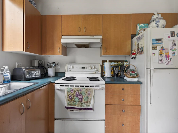 208-5288 Melbourne Street, Vancouver, BC, V5R 6E6 - 9