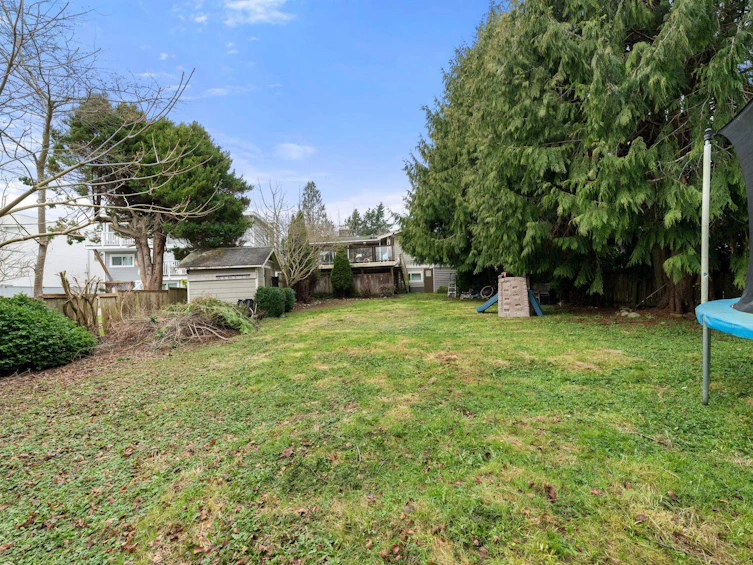 1276 Kent Street, Surrey, BC, V4B 4T5 - 40