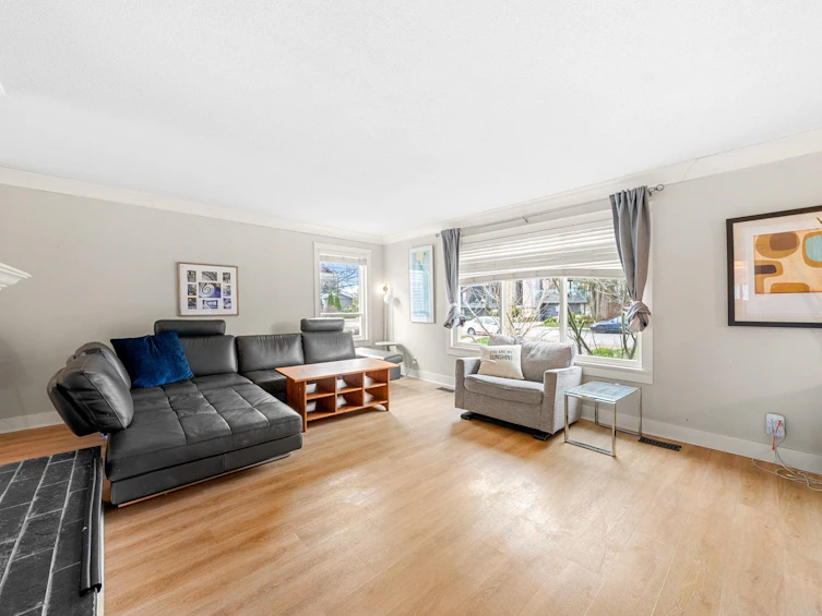 1276 Kent Street, Surrey, BC, V4B 4T5 - 2