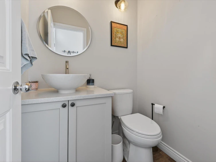 1528 E Pender Street, Vancouver, BC, V5L 1W1 - 15