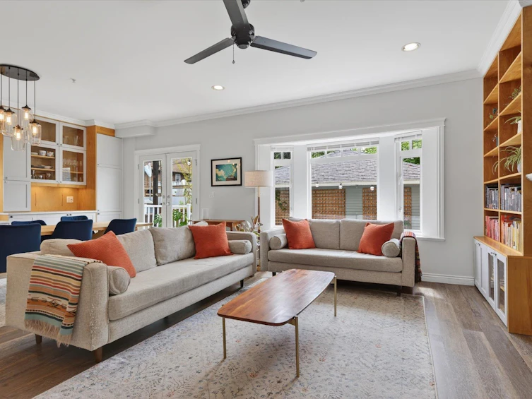 1528 E Pender Street, Vancouver, BC, V5L 1W1