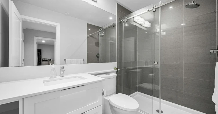 3881 Cates Landing Way, North Vancouver, BC, V7G 0A6 - 12