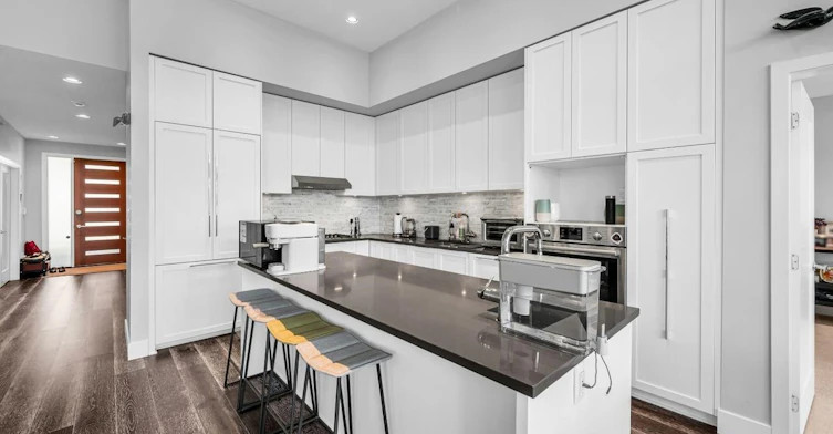 3881 Cates Landing Way, North Vancouver, BC, V7G 0A6 - 3