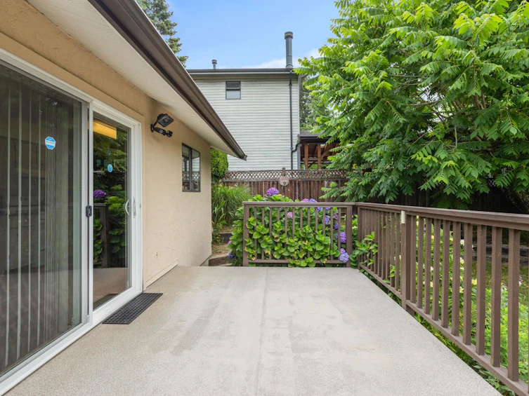 18102 58 Avenue, Surrey, BC, V3S 1M1 - 12