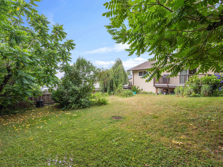 18102 58 Avenue, Surrey, BC, V3S 1M1 - 8