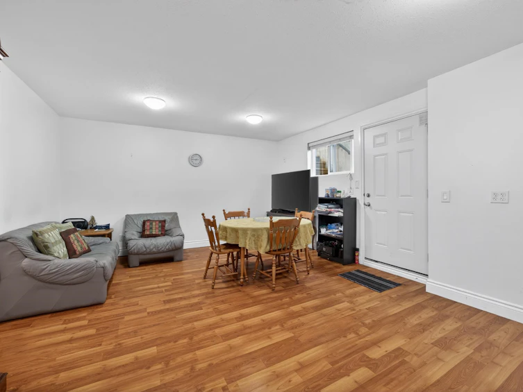 19485 66a Avenue, Surrey, BC, V4N 0C3 - 24