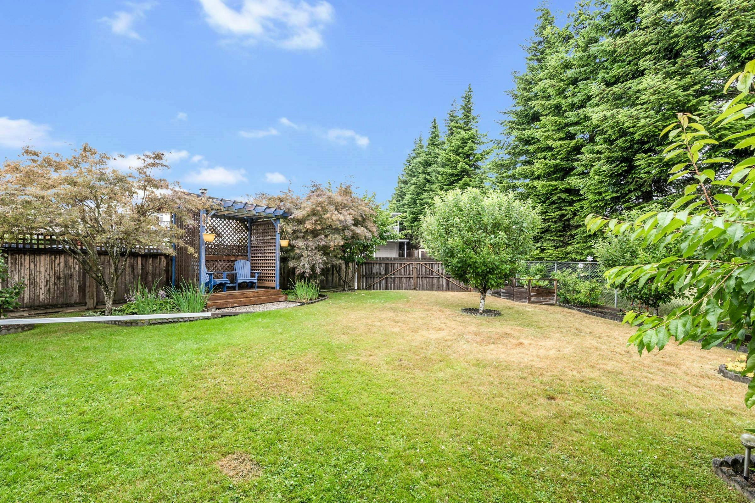 13251 82b Avenue, Surrey, BC, V3W 0P9 - 26