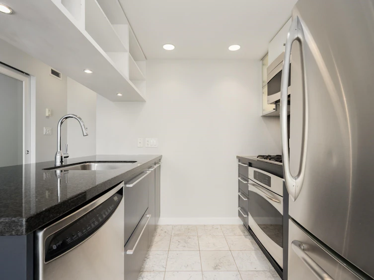 2110-833 Seymour Street, Vancouver, BC, V6B 0G4 - 12