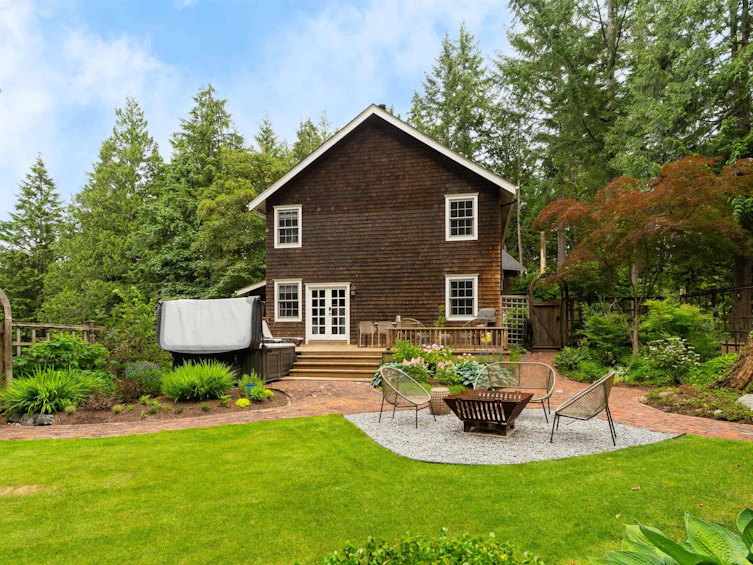 740 Minnows Lane, Bowen Island, BC, V0N 1G2 - 25
