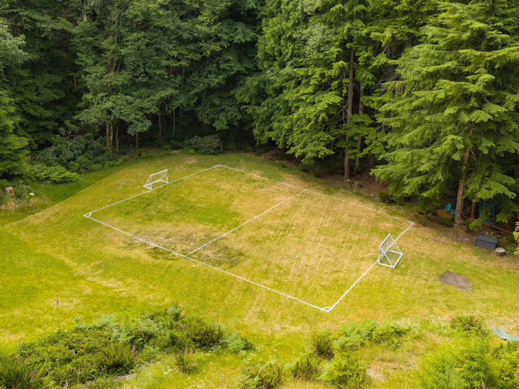 740 Minnows Lane, Bowen Island, BC, V0N 1G2 - 36