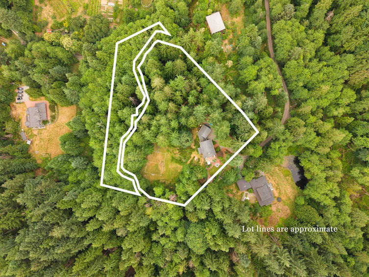 740 Minnows Lane, Bowen Island, BC, V0N 1G2 - 38