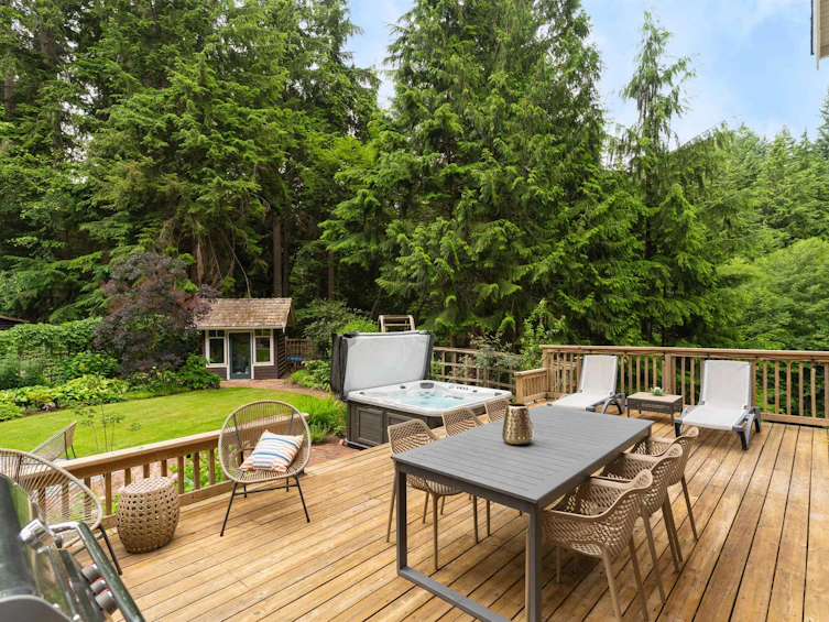 740 Minnows Lane, Bowen Island, BC, V0N 1G2 - 27