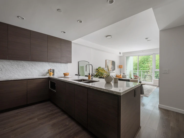 306-308 Morrissey Road, Port Moody, BC, V3H 0M2 - 14
