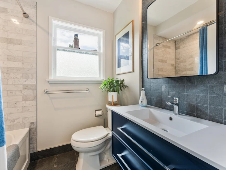 355 Sherbrooke Street, New Westminster, BC, V3L 3M8 - 14