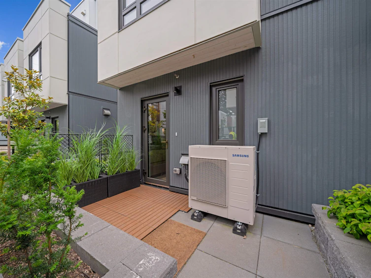 6292 Oak Street, Vancouver, BC, V6M 2W4 - 11