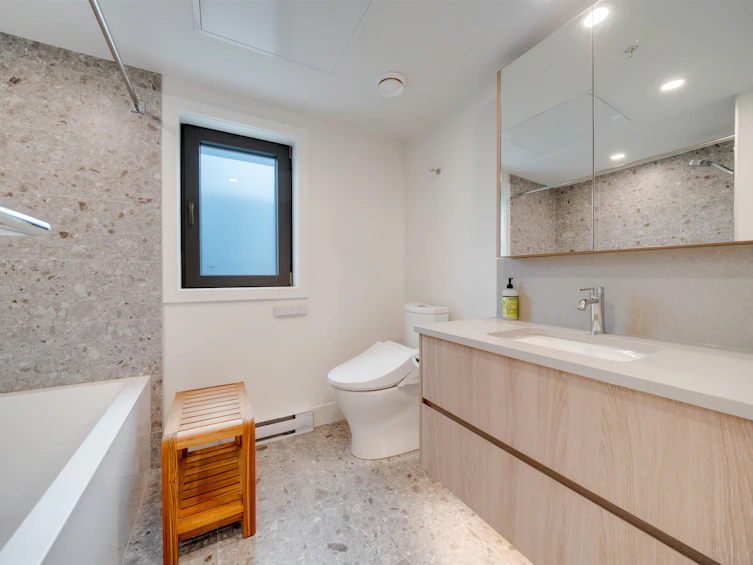 6292 Oak Street, Vancouver, BC, V6M 2W4 - 9