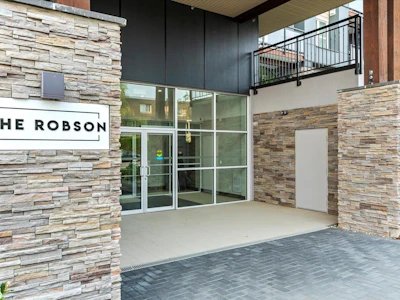 209-9450 Robson Street - 4