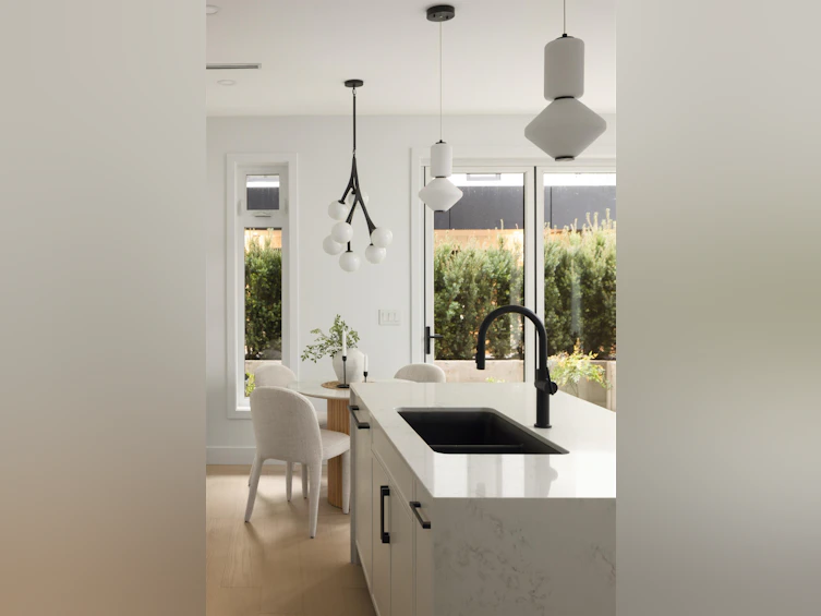 4-419 W 23rd Avenue, Vancouver, BC, V5Y 2H5 - 7