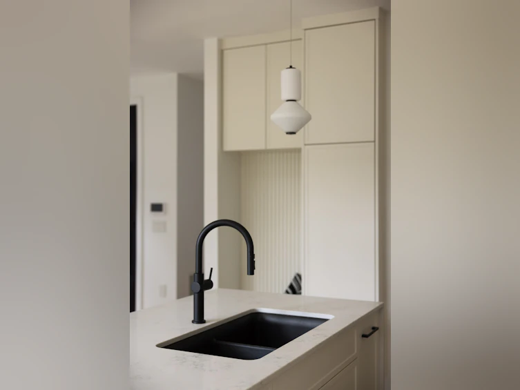4-419 W 23rd Avenue, Vancouver, BC, V5Y 2H5 - 8
