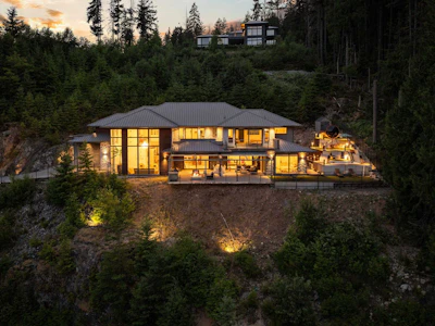 1083 Uplands Drive - 5