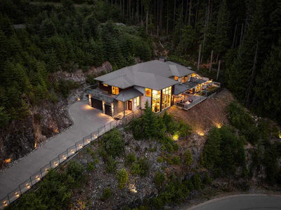 1083 Uplands Drive - 3